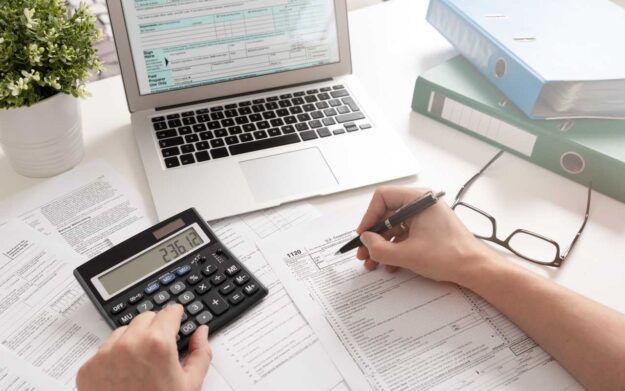 Contabilidade para Pequenas Empresas: A Importância do Controle Profissional