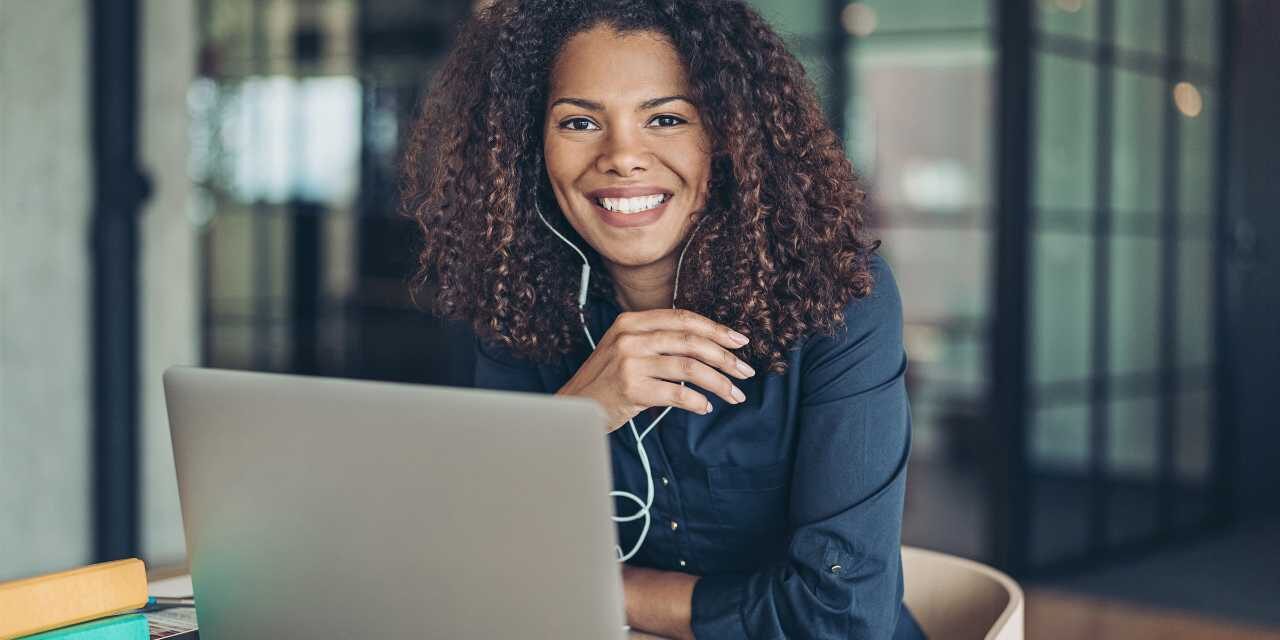 Reduzindo Riscos e Melhorando Resultados com Gestão Financeira Terceirizada Reduzindo Riscos e Melhorando Resultados com Gestão Financeira Terceirizada